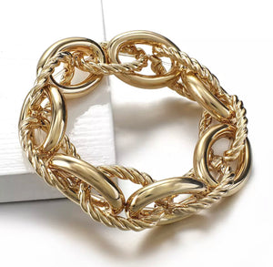 Metal chain bracelet